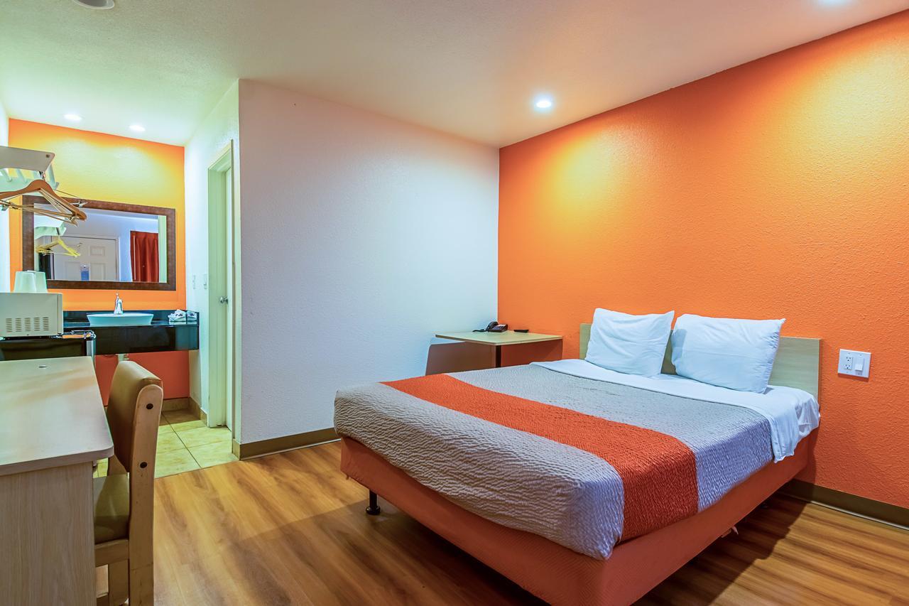 Motel 6-Bakersfield, Ca - Airport Exterior photo