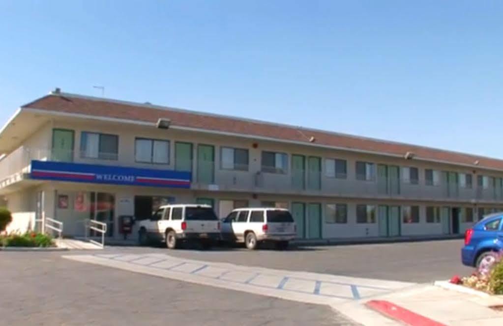 Motel 6-Bakersfield, Ca - Airport Exterior photo